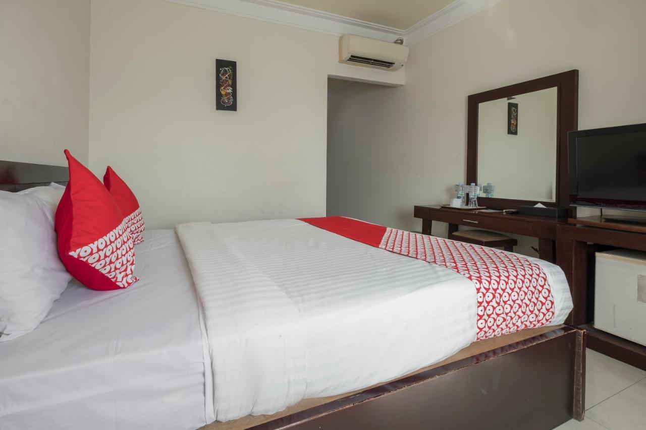 Oyo 1114 Hotel Denpasar Макасар Экстерьер фото